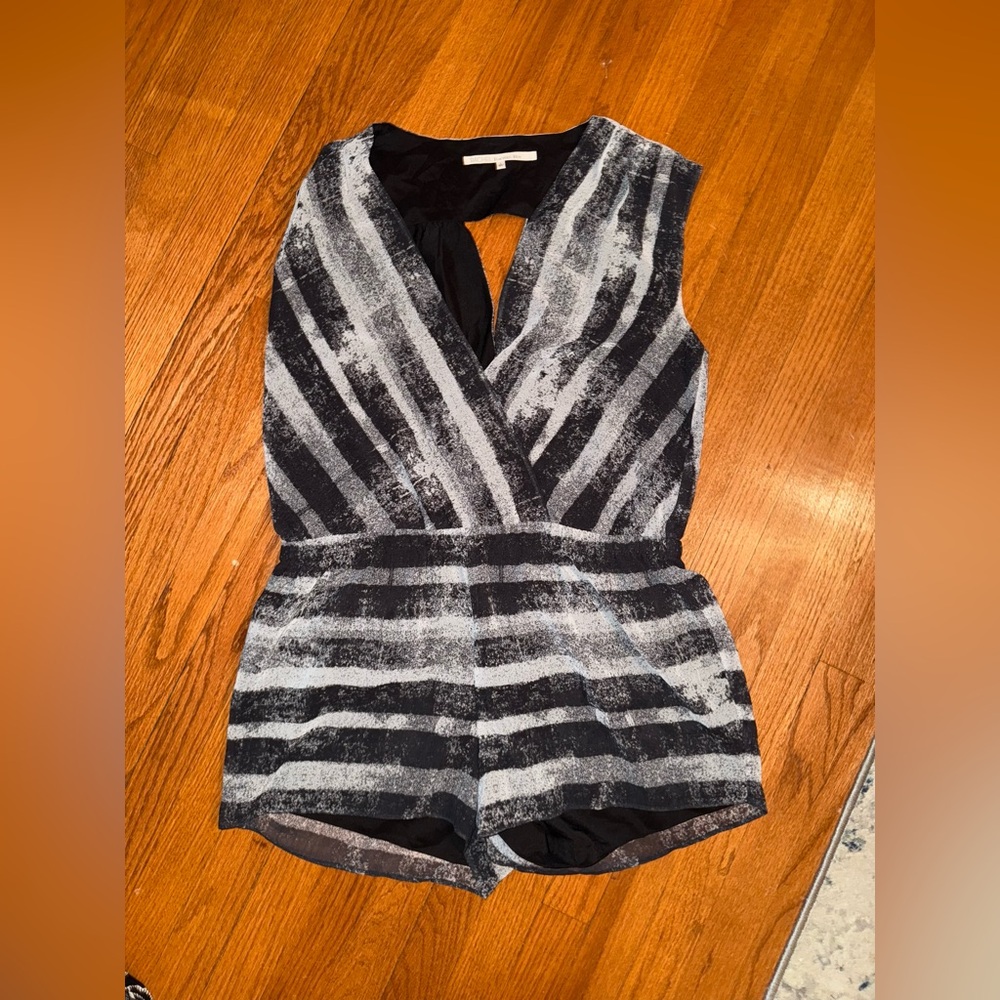 RACHEL Rachel Roy Black and Gray Patterned Romper